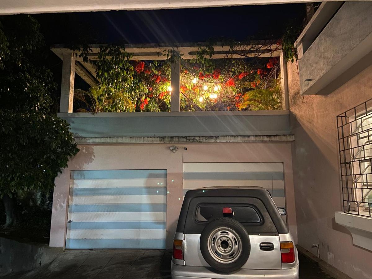 Hostal Cumbres Del Volcan Flor Blanca San Salvador Exterior photo